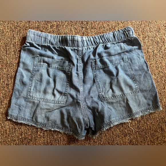 For The Republic size XS soft elastic waistband shorts - Picture 2 of 2